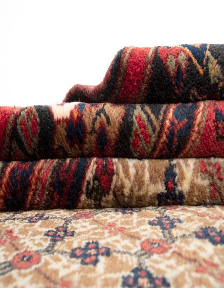 Detail image of 4' 1 x 9' 1  Hand Knotted Koliaei Persian Wool Runner Rug