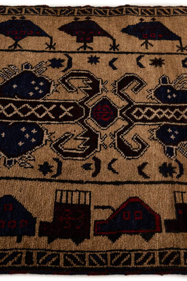 Detail image of 2' 2 x 9' 6 Hand Knotted Lahour Oriental Wool Runner Rug