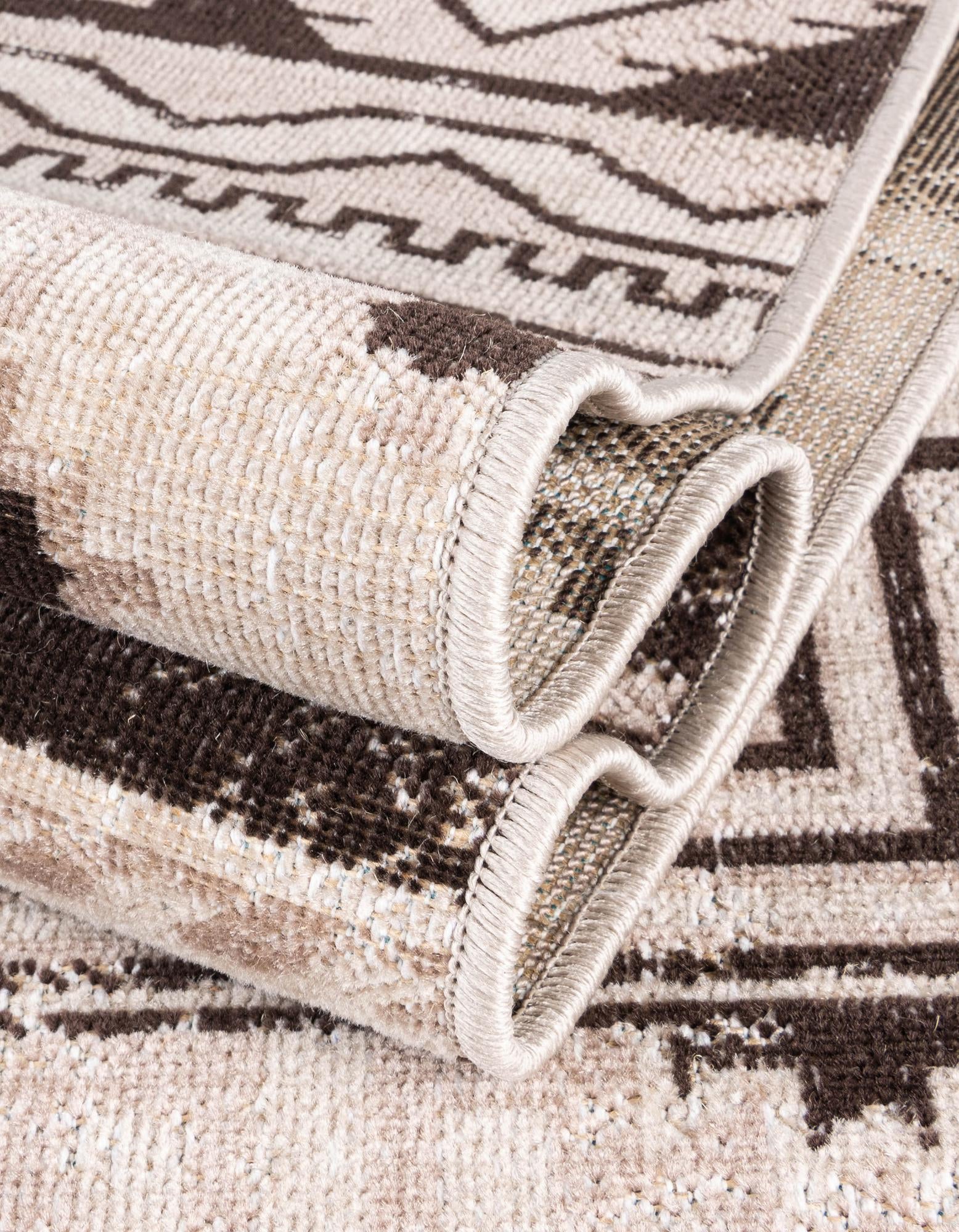 2' 7 x 10' Lucerne Runner Rug
