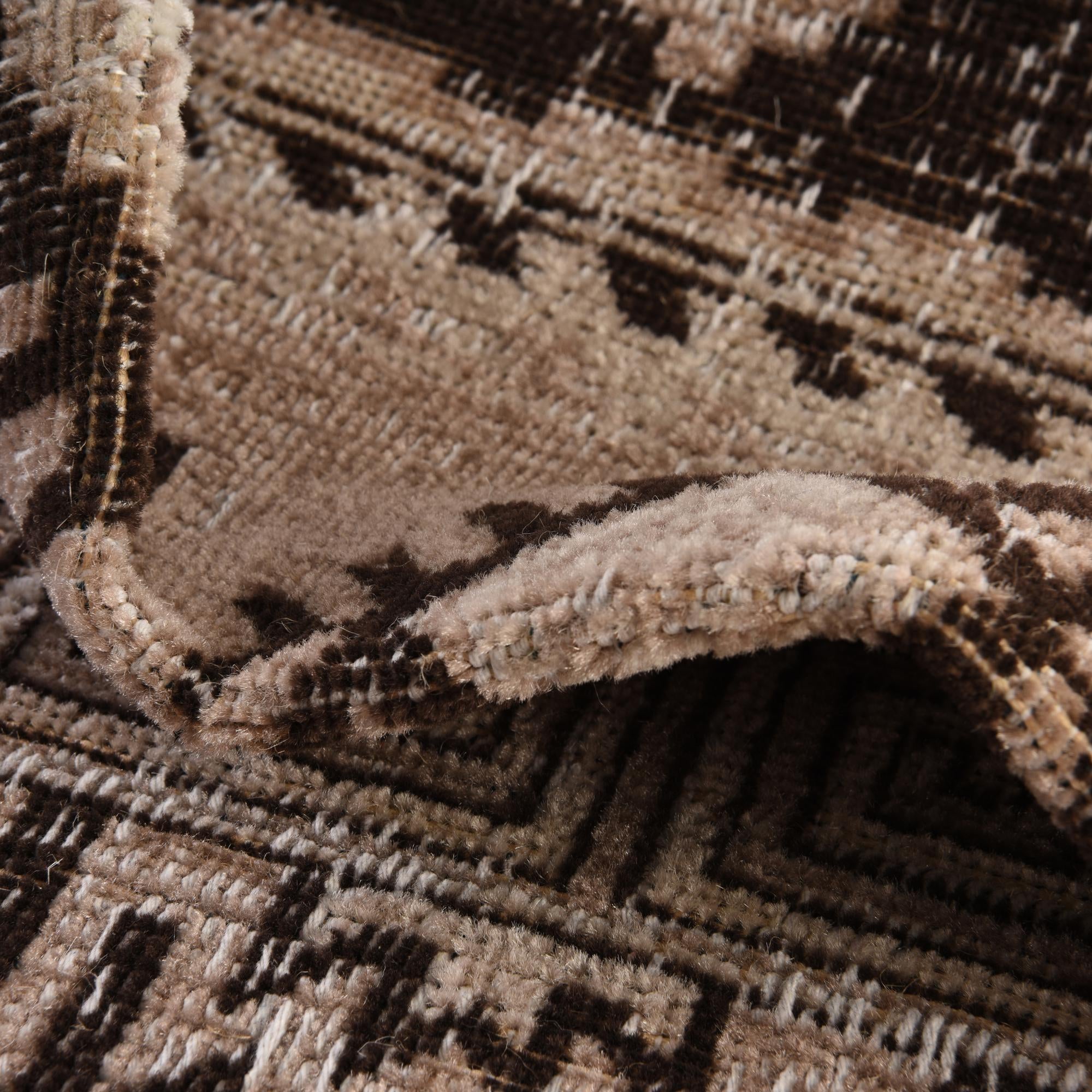 2' 7 x 10' Lucerne Runner Rug