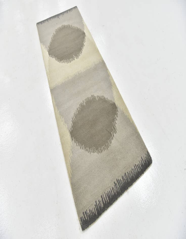 Detail image of 2' 7 x 7' Luna Wool Runner Rug