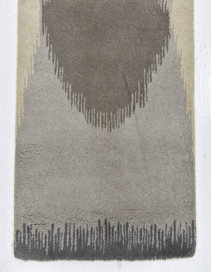 Detail image of 2' 7 x 7' Luna Wool Runner Rug