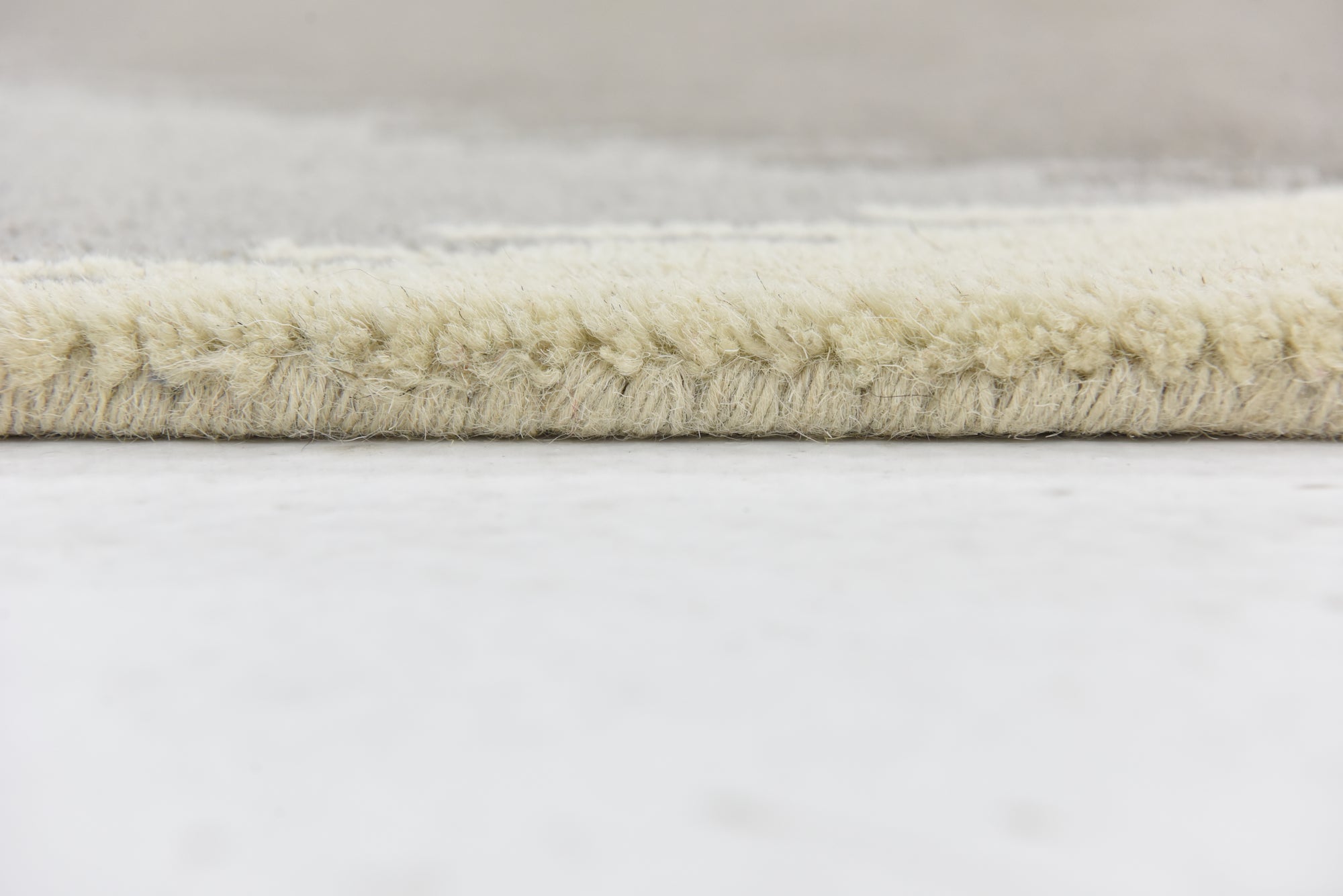 2' 7 x 7' Luna Wool Runner Rug