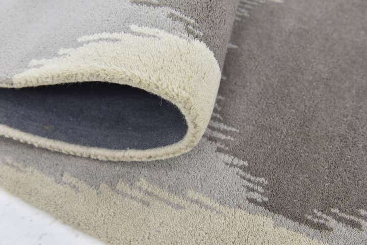 2' 7 x 7' Luna Wool Runner Rug