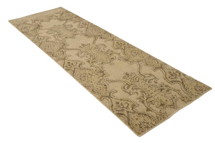 Detail image of 2' 9 x 8' 8 Hand Knotted Luna Runner Rug