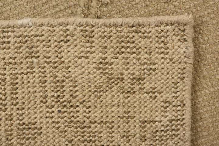 2' 9 x 8' 8 Hand Knotted Luna Runner Rug