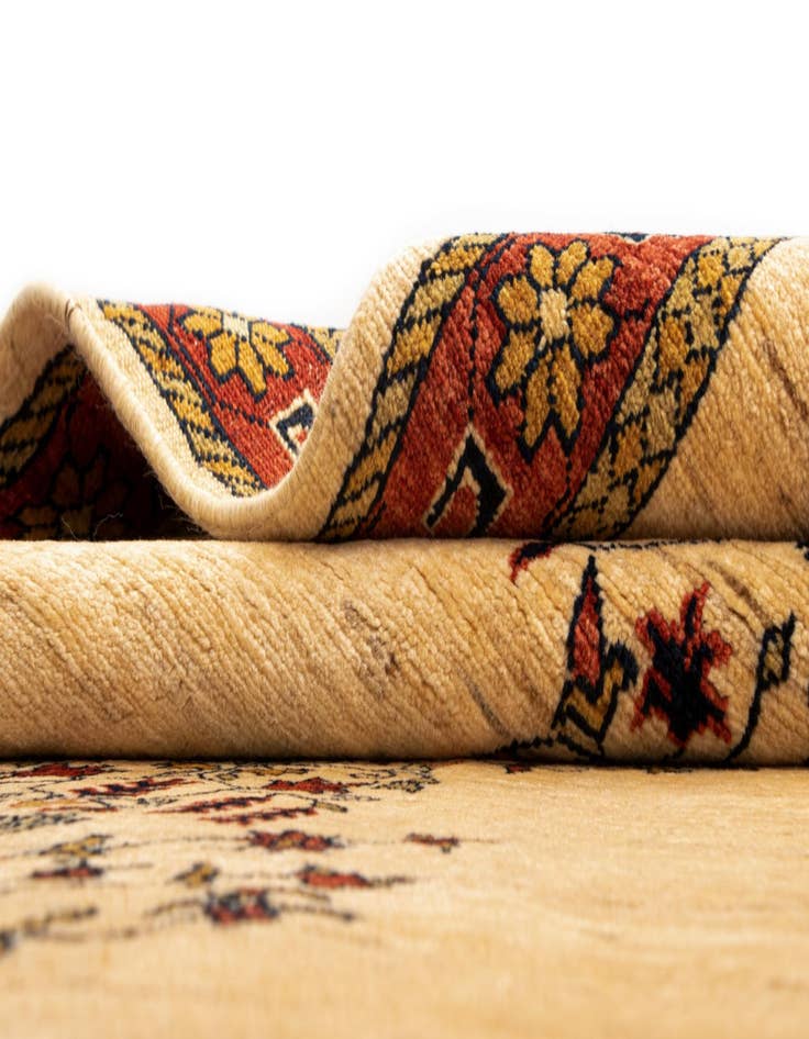 Detail image of 2' 11 x 9' 8 Luribaft Wool Runner Rug