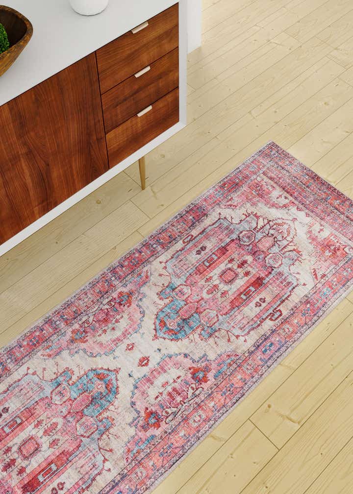 2' x 4' Washable Maahru Runner Rug