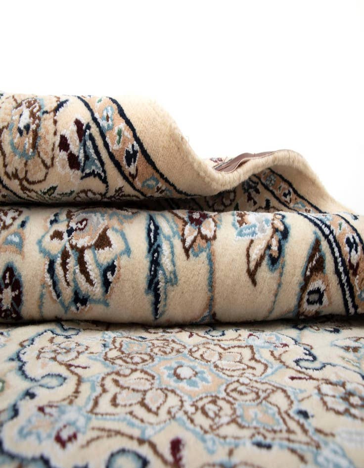 Detail image of 3' 3 x 17' 7  Hand Knotted Nain Persian Wool Runner Rug