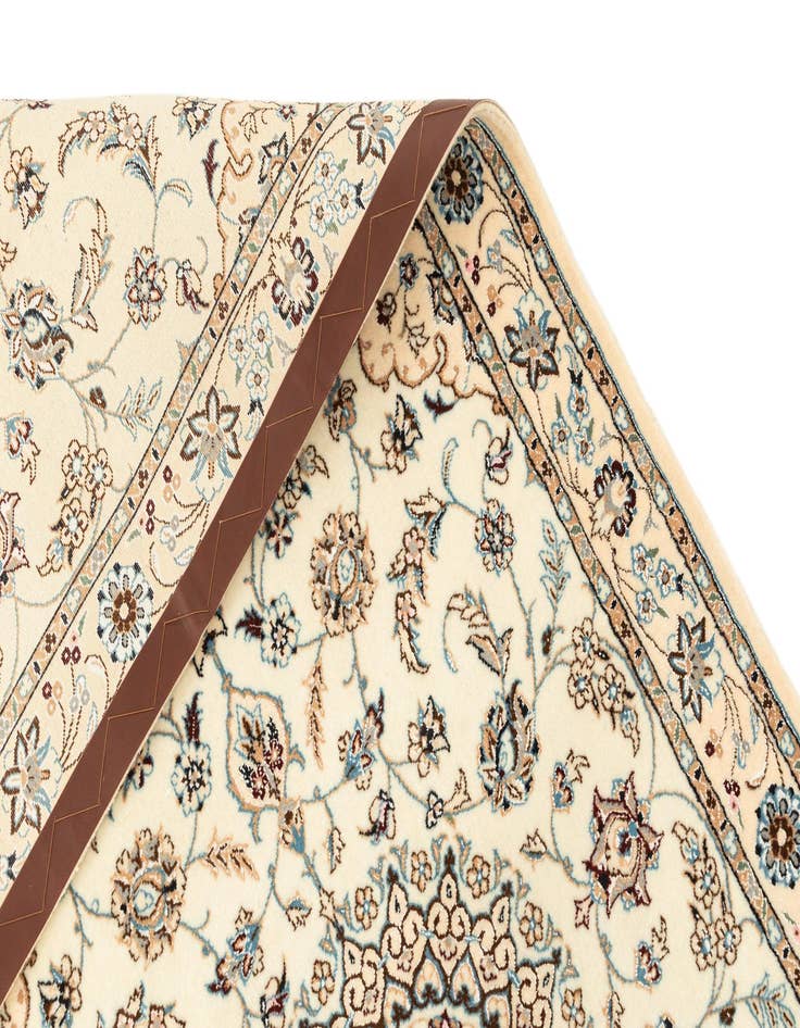 Detail image of 2' 9 x 12' 10 Nain Runner Rug