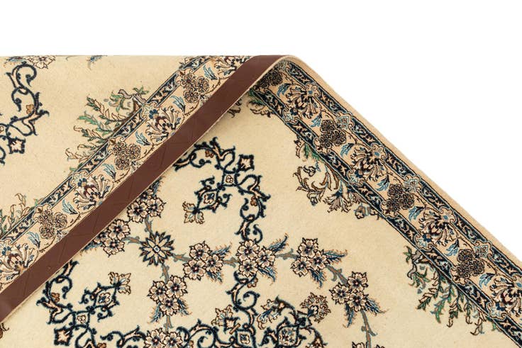 Detail image of 2' 11 x 12' Nain Runner Rug