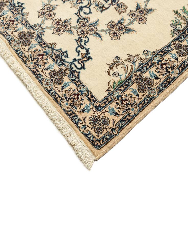 Detail image of 2' 11 x 12' Nain Runner Rug