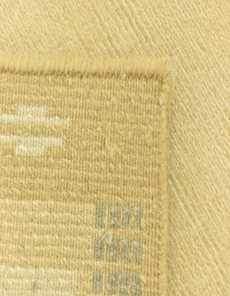 Detail image of 2' 4 x 4' 7  Hand Knotted Nepal Wool Runner Rug