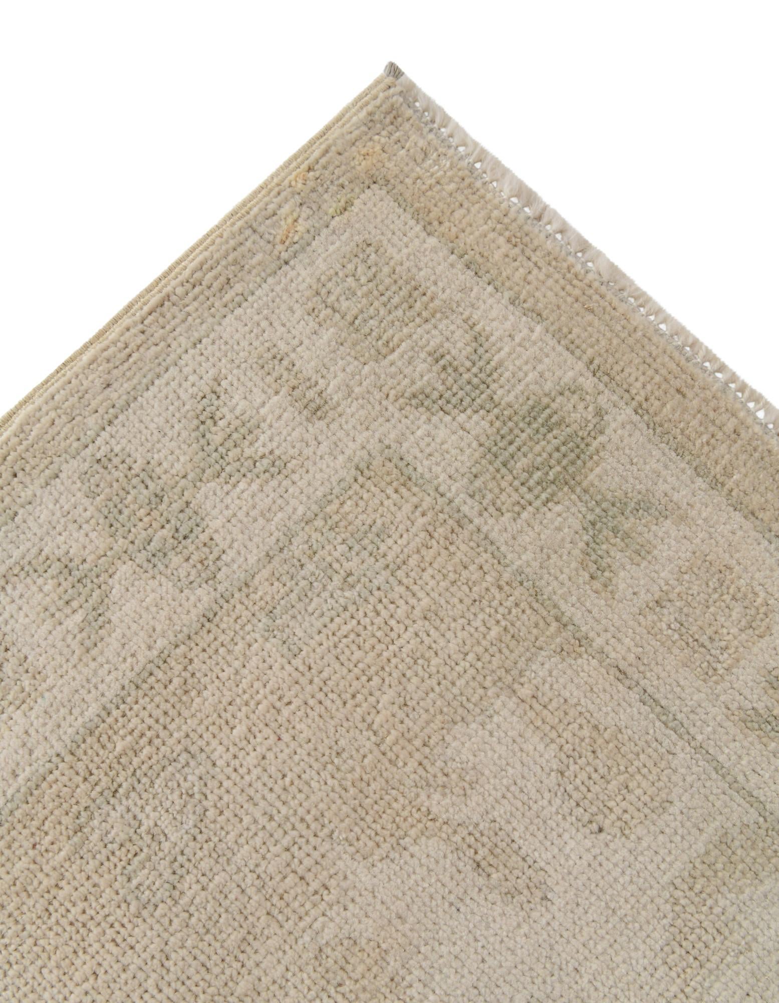 2' 8 x 10' Hand Knotted Oushak Wool Runner Rug