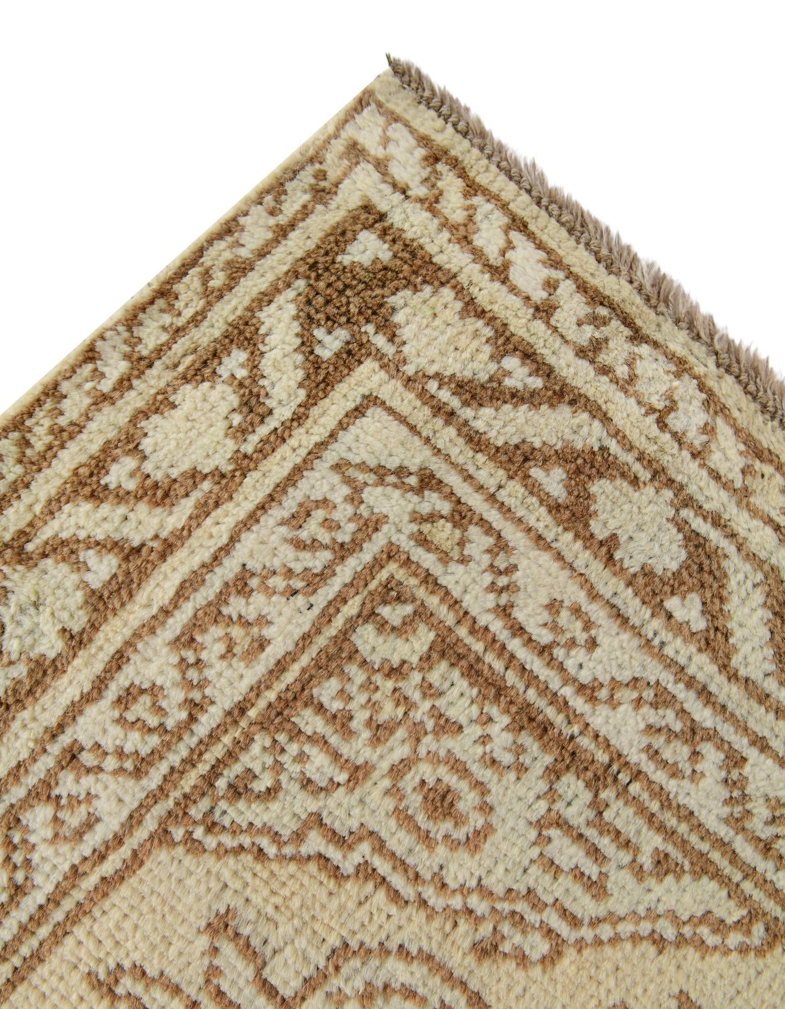 2' 9 x 9' 5 Hand Knotted Oushak Wool Runner Rug