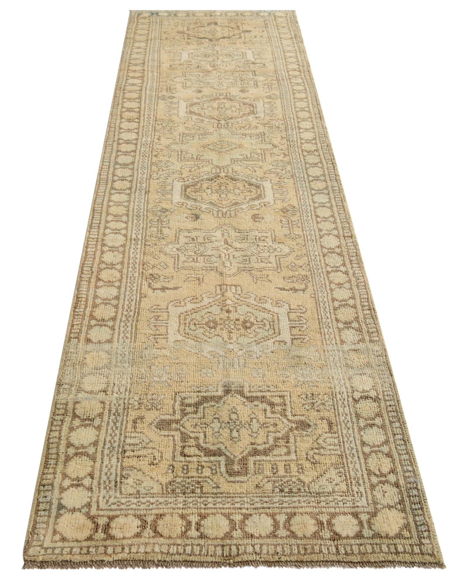 2' 6 x 9' 6 Hand Knotted Oushak Wool Runner Rug