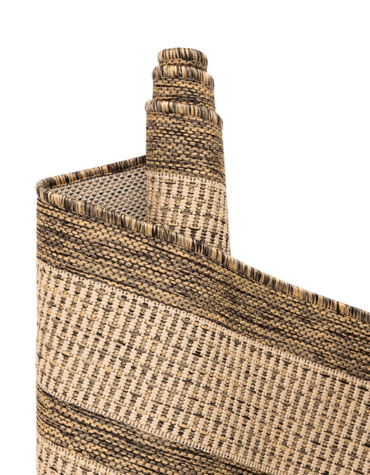Detail image of 2' 2 x 6' Easy-Clean Border Indoor / Outdoor Runner Rug