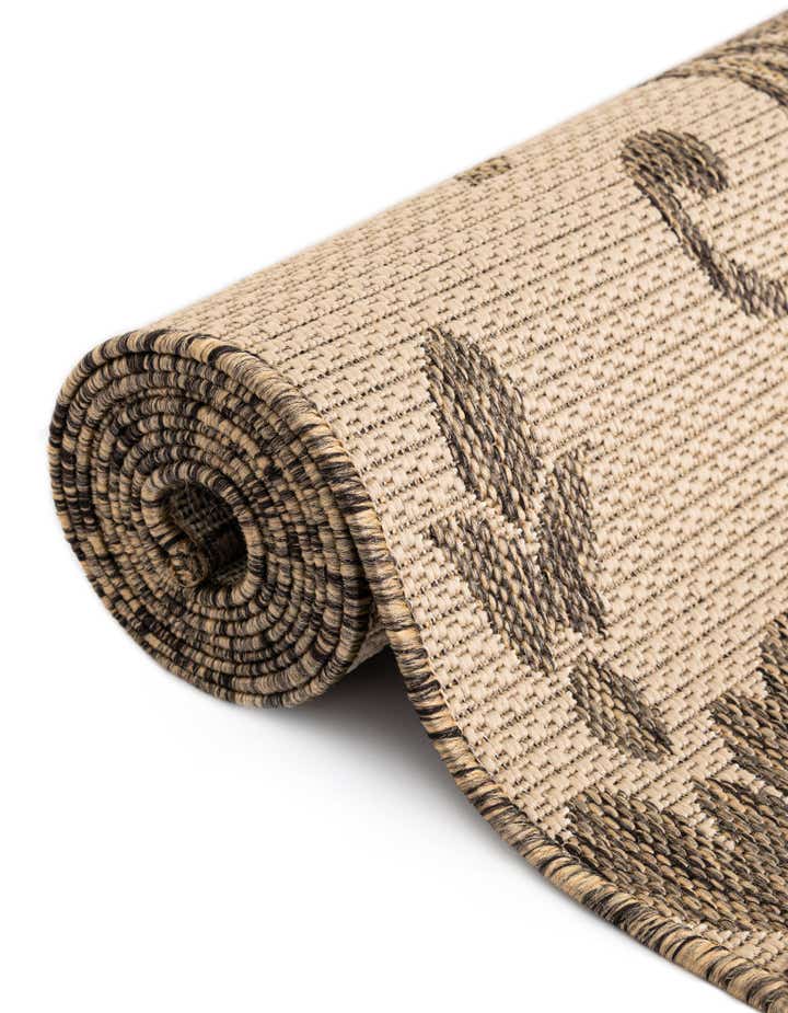2' 2 x 6' Easy-Clean Botanical Indoor / Outdoor Runner Rug