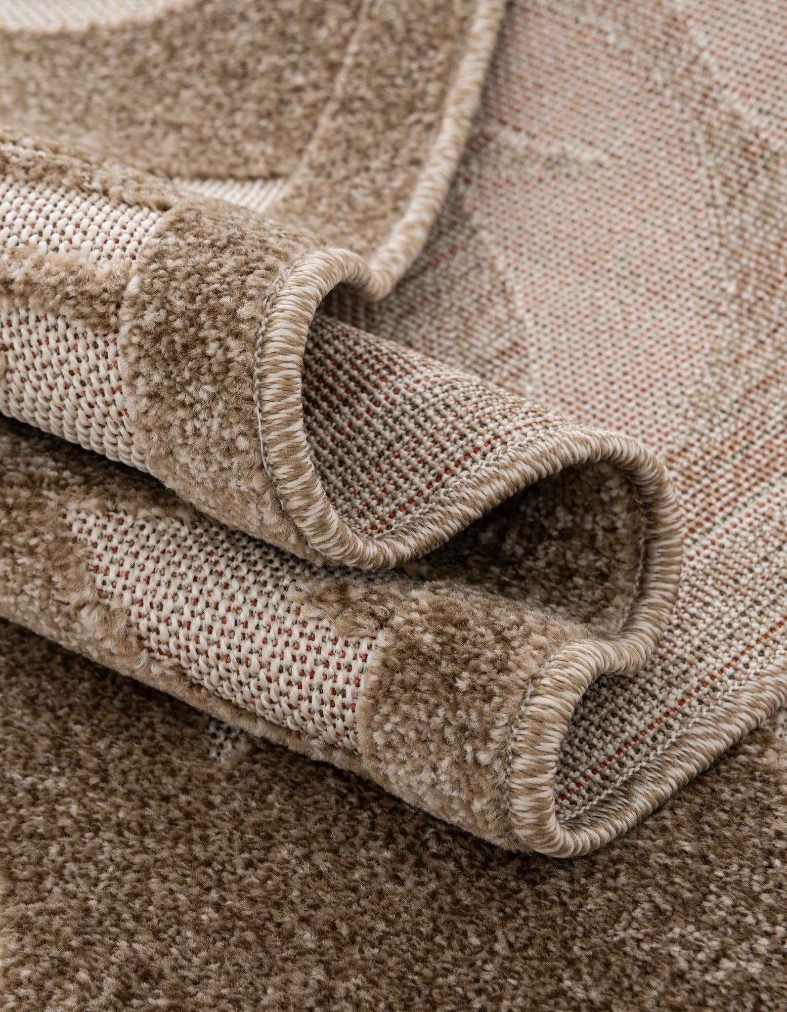 2' x 6' Easy-Clean Botanical Indoor / Outdoor Runner Rug