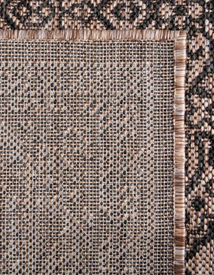 Detail image of 2' x 6'  Washable Traditional Indoor / Outdoor Runner Rug