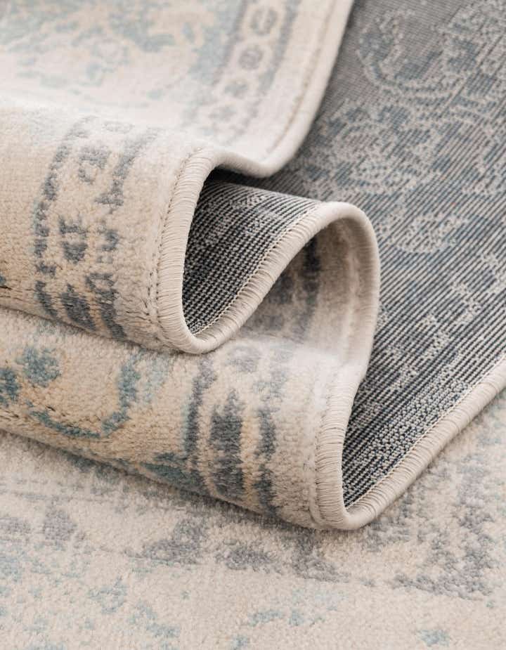 2' 7 x 6' Restoration Runner Rug