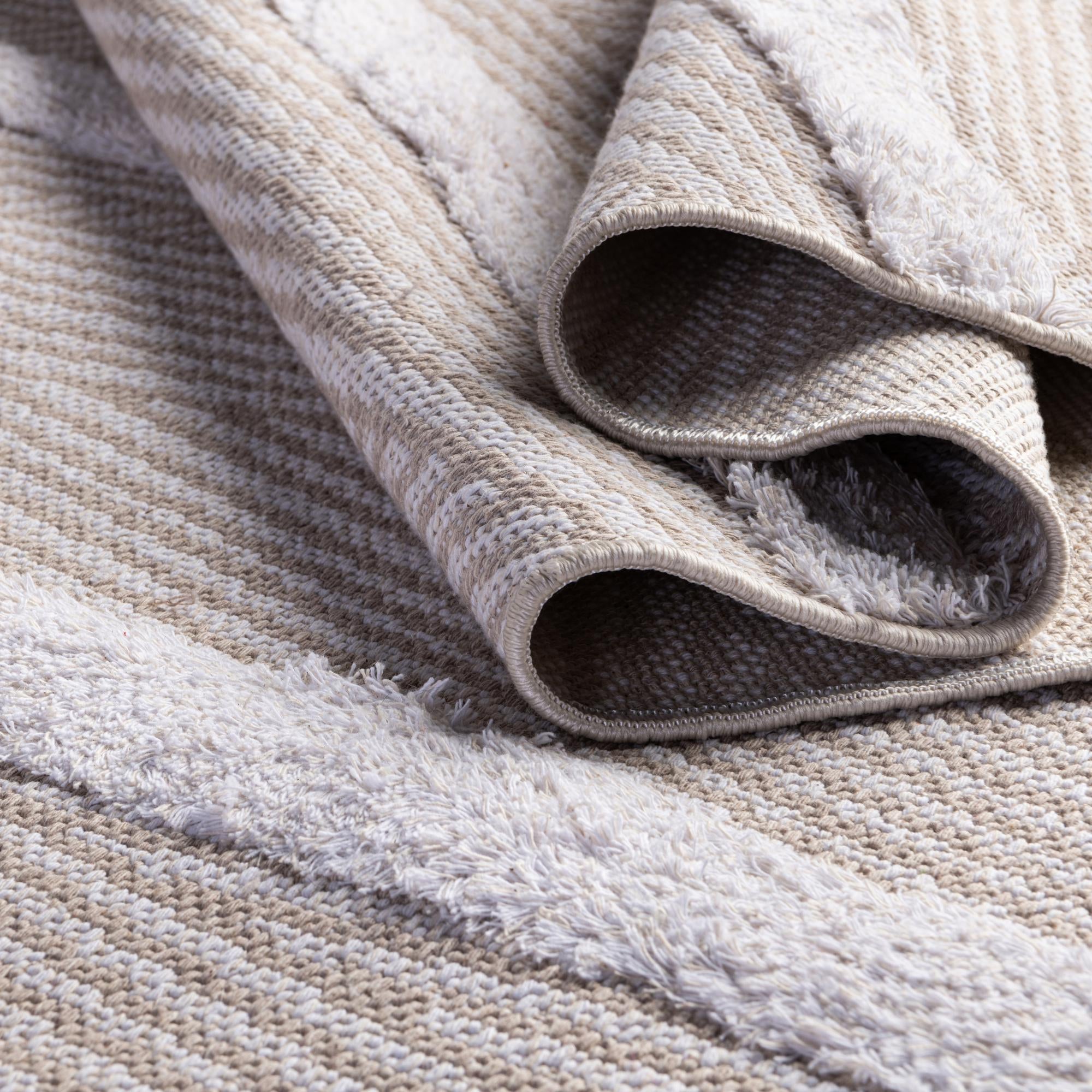 2' 3 x 6' Sabrina Soto Casa Madrid Runner Rug