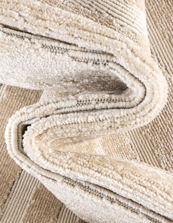 Detail image of 2' x 6' Easy-Clean Sabrina Soto Ola Indoor / Outdoor Runner Rug