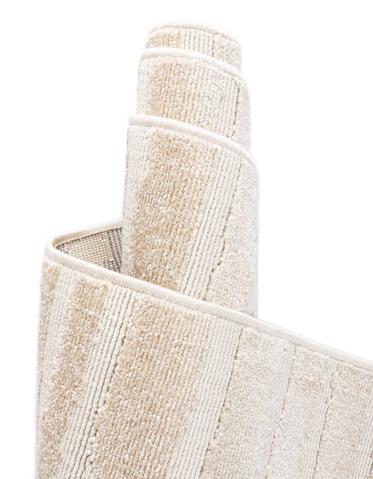 Detail image of 2' x 8'  Washable Sabrina Soto Ola Indoor / Outdoor Runner Rug