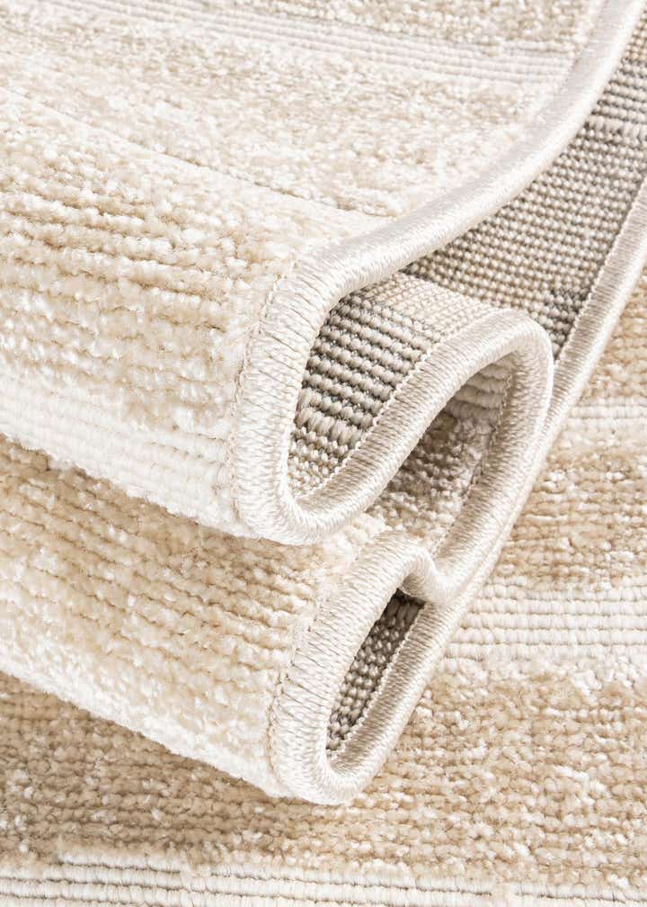 2' x 6' Easy-Clean Sabrina Soto Ola Indoor / Outdoor Runner Rug