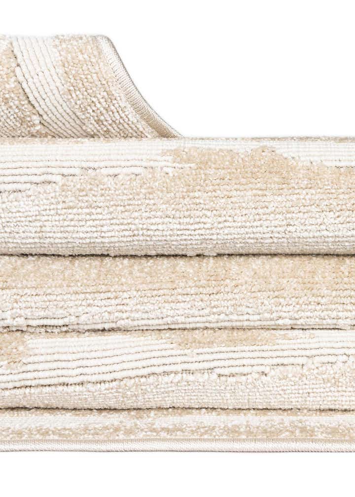2' x 6' Easy-Clean Sabrina Soto Ola Indoor / Outdoor Runner Rug