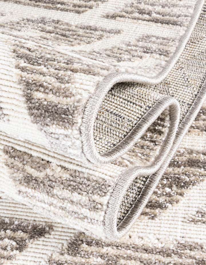 2' x 6' Easy-Clean Sabrina Soto Aston Indoor / Outdoor Runner Rug