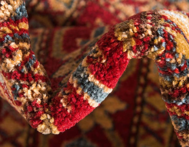 Detail image of 2' x 6' Sara Runner Rug