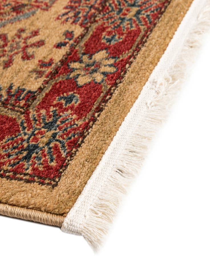 Detail image of 2' x 6' Sara Runner Rug