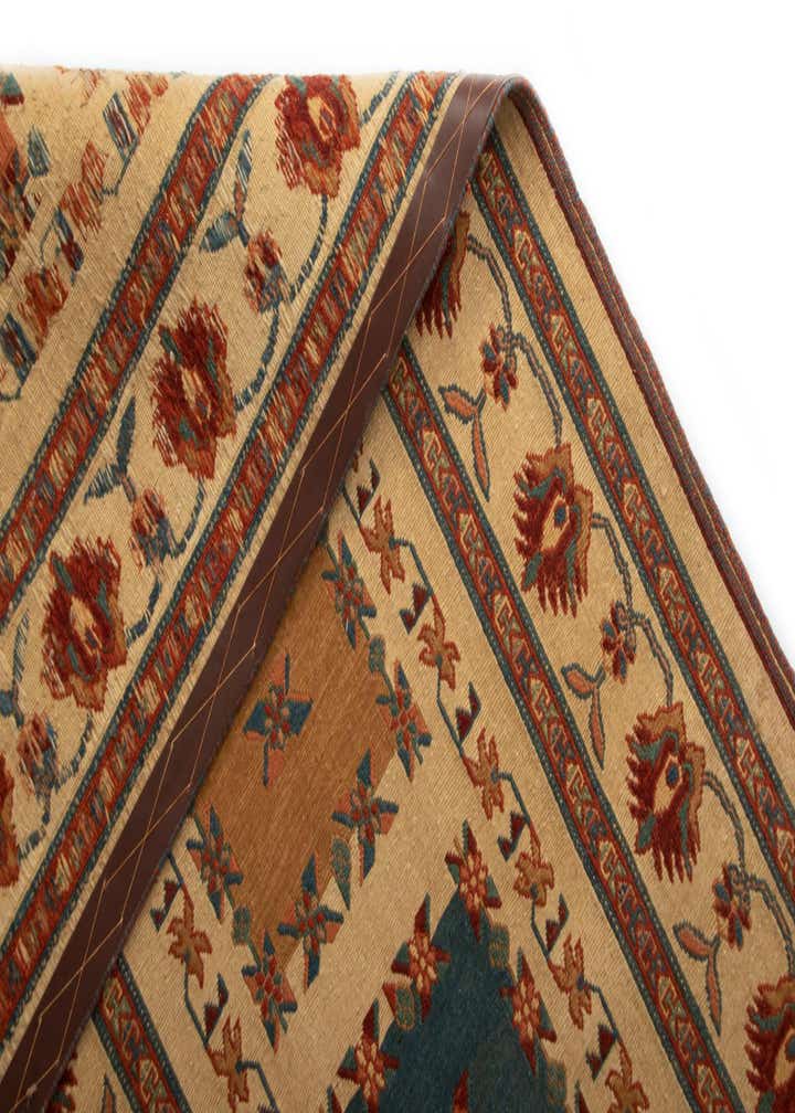 2' 7 x 7' 10 Sumak Kilim Wool Runner Rug