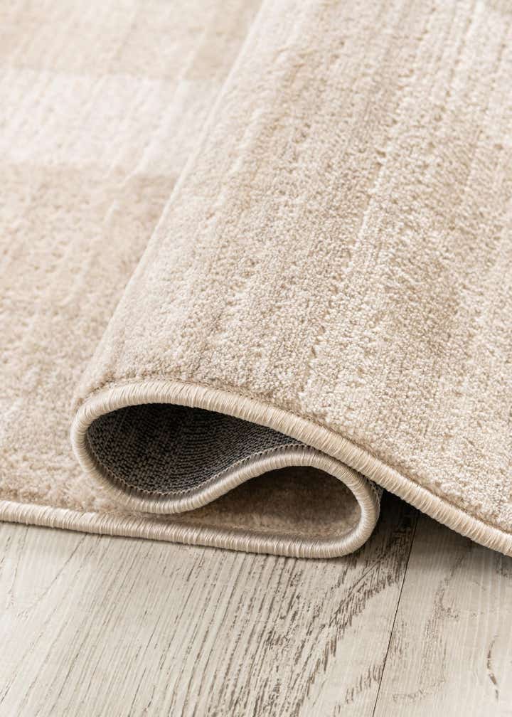 Jill Zarin 2' 7 x 10' Uptown Madison Avenue Runner Rug