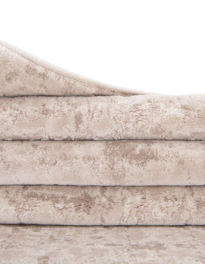 2' 7 x 14' Uptown Lexington Avenue Runner Rug