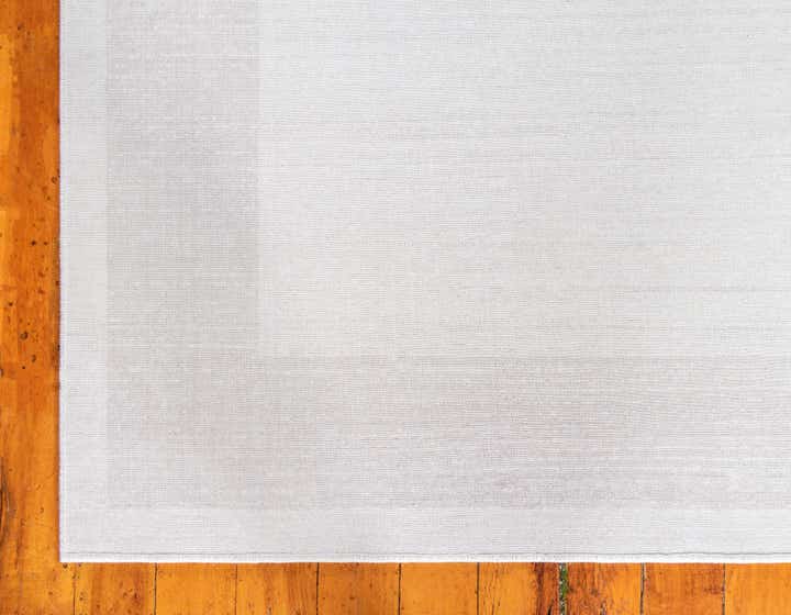 Jill Zarin 2' 7 x 10' Uptown Runner Rug