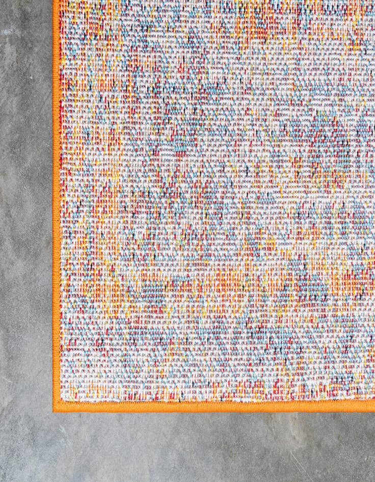 Detail image of 2' x 6' Veneto Runner Rug