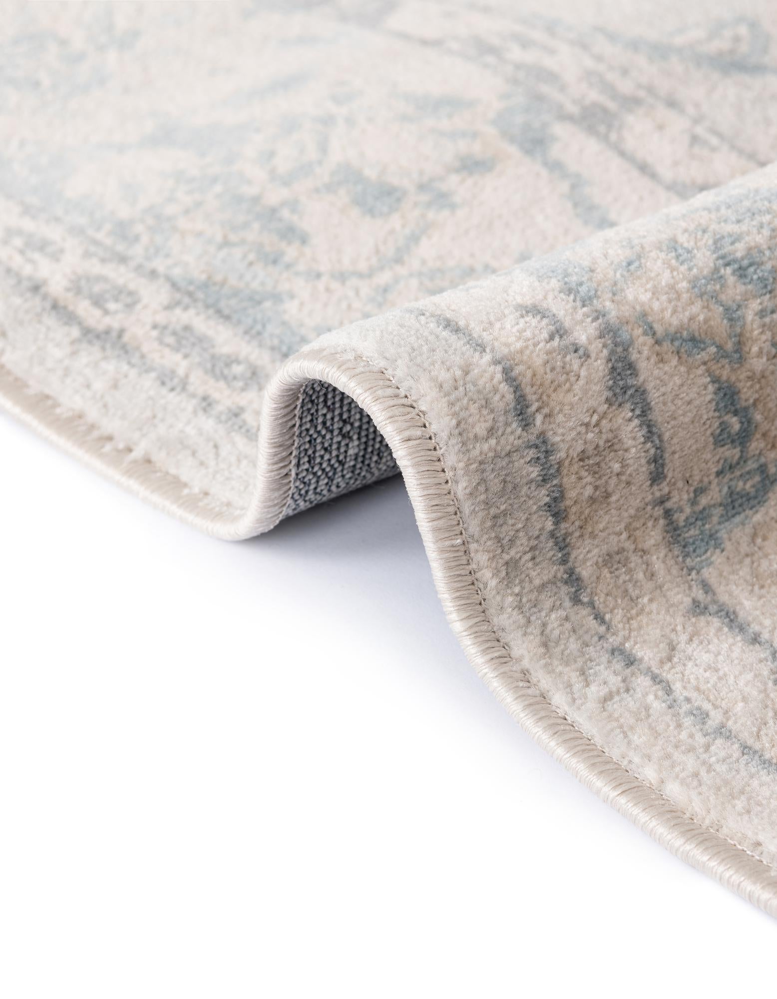 2' 7 x 10' Victoria Runner Rug