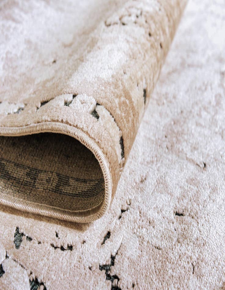 Detail image of 3' x 13' Villa Runner Rug