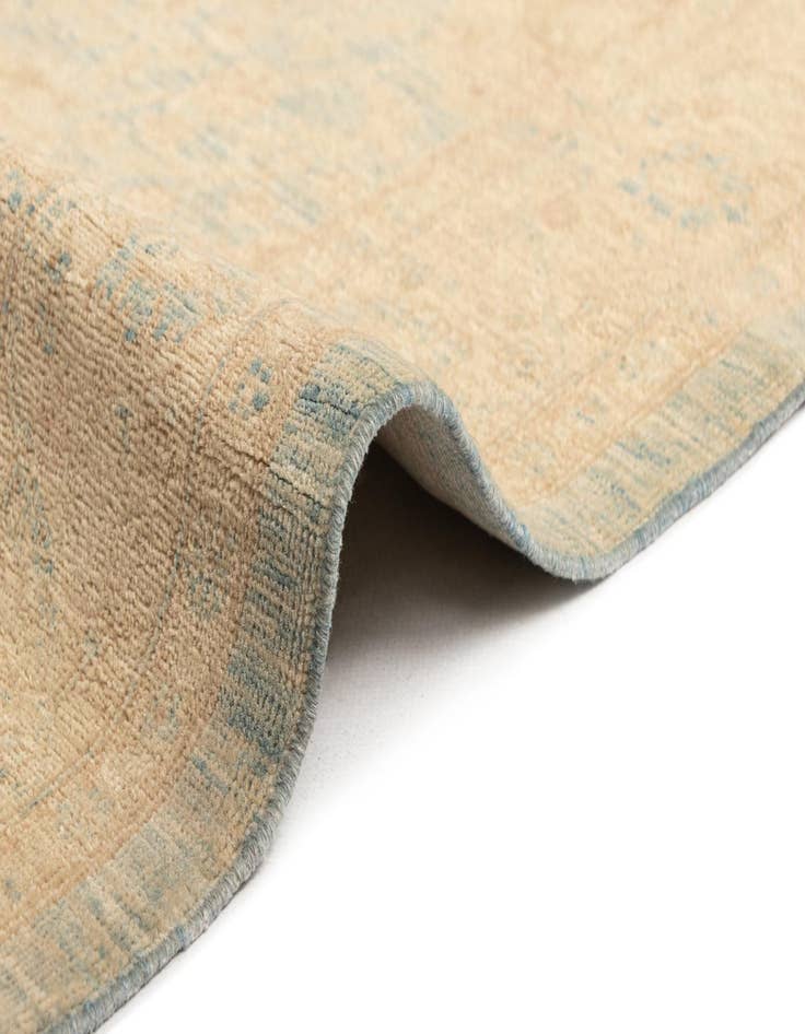 Detail image of 4' x 27' 8 Ziegler Wool Runner Rug