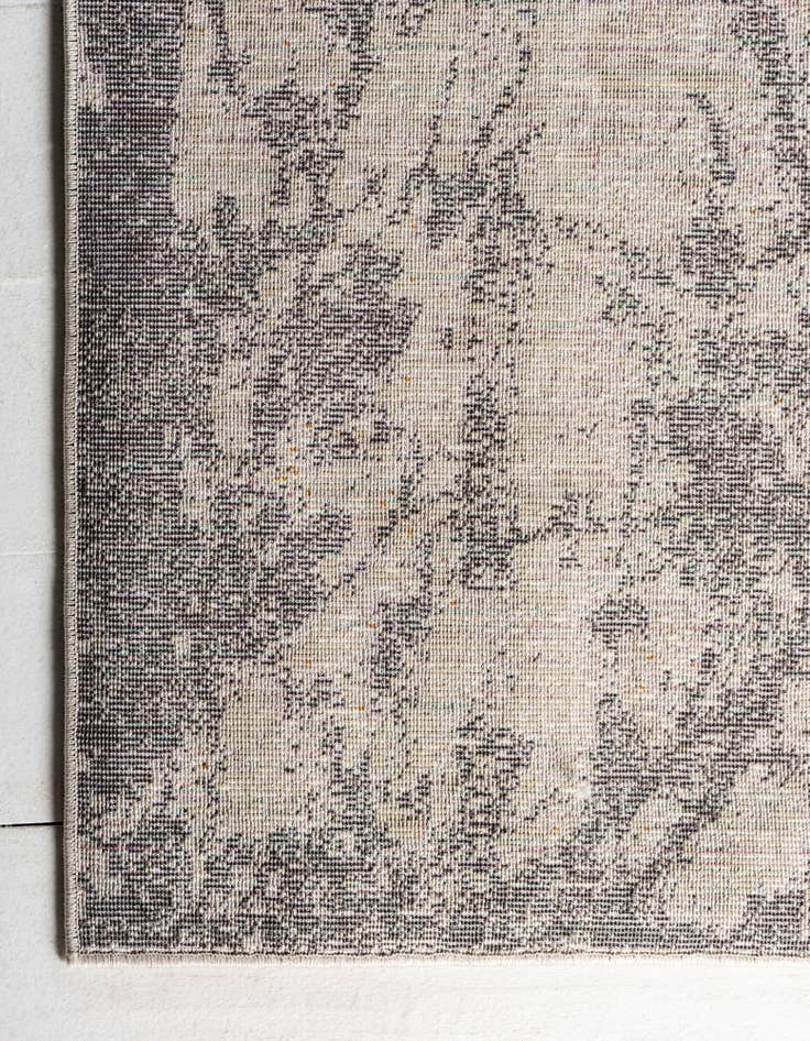 Detail image of 8' x 8' Aria Square Rug