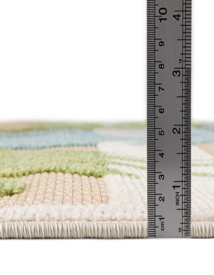 Detail image of  5' 3 x 5' 3  Washable Aruba Indoor / Outdoor Square Rug