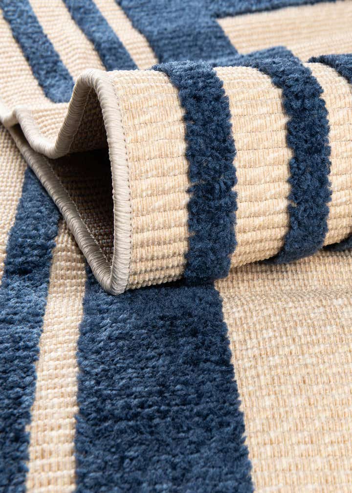 5' 3 x 5' 3 Easy-Clean Aruba Indoor / Outdoor Square Rug