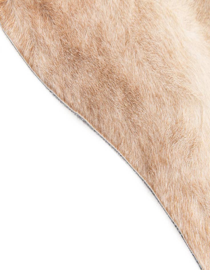 Detail image of 7' x 7' 1 Cowhide Leather Square Rug