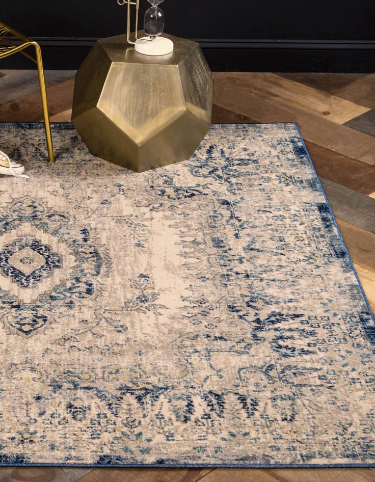 Detail image of 6' x 6' Dahlia Square Rug