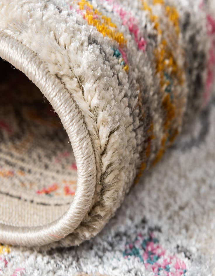 Detail image of 8' x 8' Delilah Square Rug