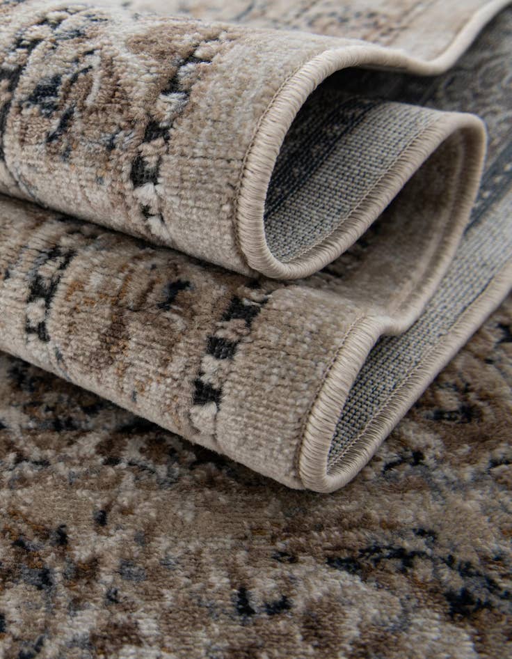 Detail image of 7' x 7' Eliza Square Rug