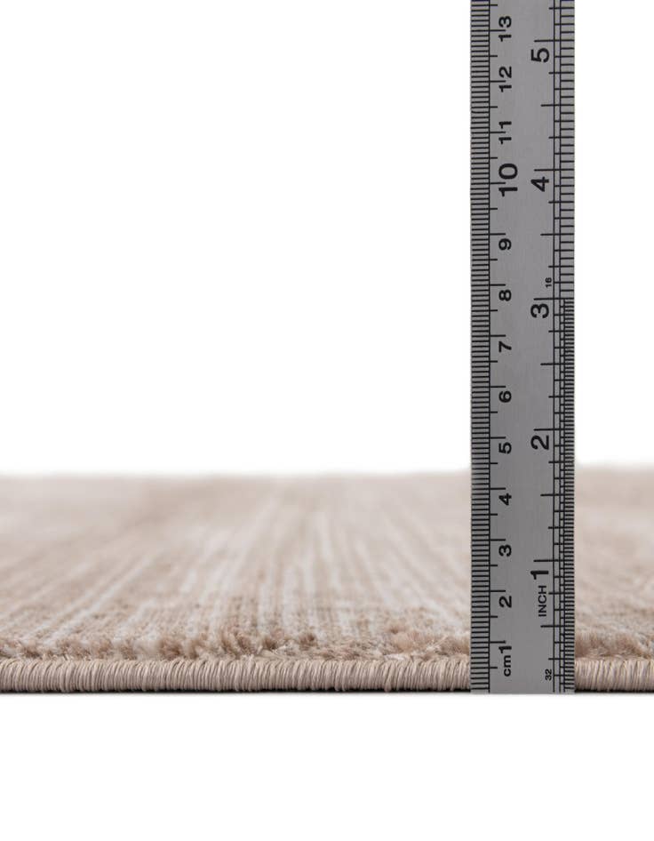 Detail image of 7' 10 x 7' 10 Finsbury Square Rug