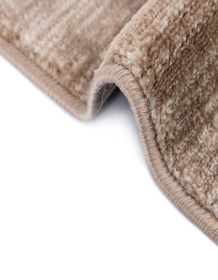 Detail image of 7' 10 x 7' 10 Finsbury Square Rug